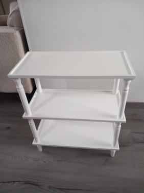 Wandboordje en rekje samen 10 euro