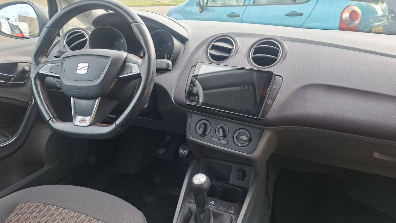 Seat IBIZA SC 1.2Reference 3deurs bj:2010 airco scherm lm-velgen