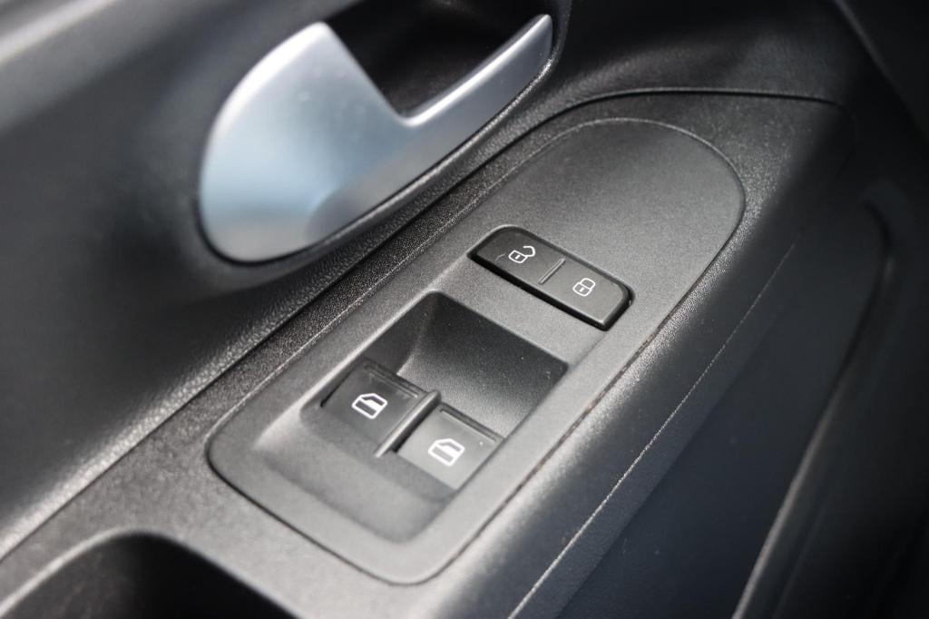 Volkswagen UP! 1.0 bmt take up! | airco | bluetooth