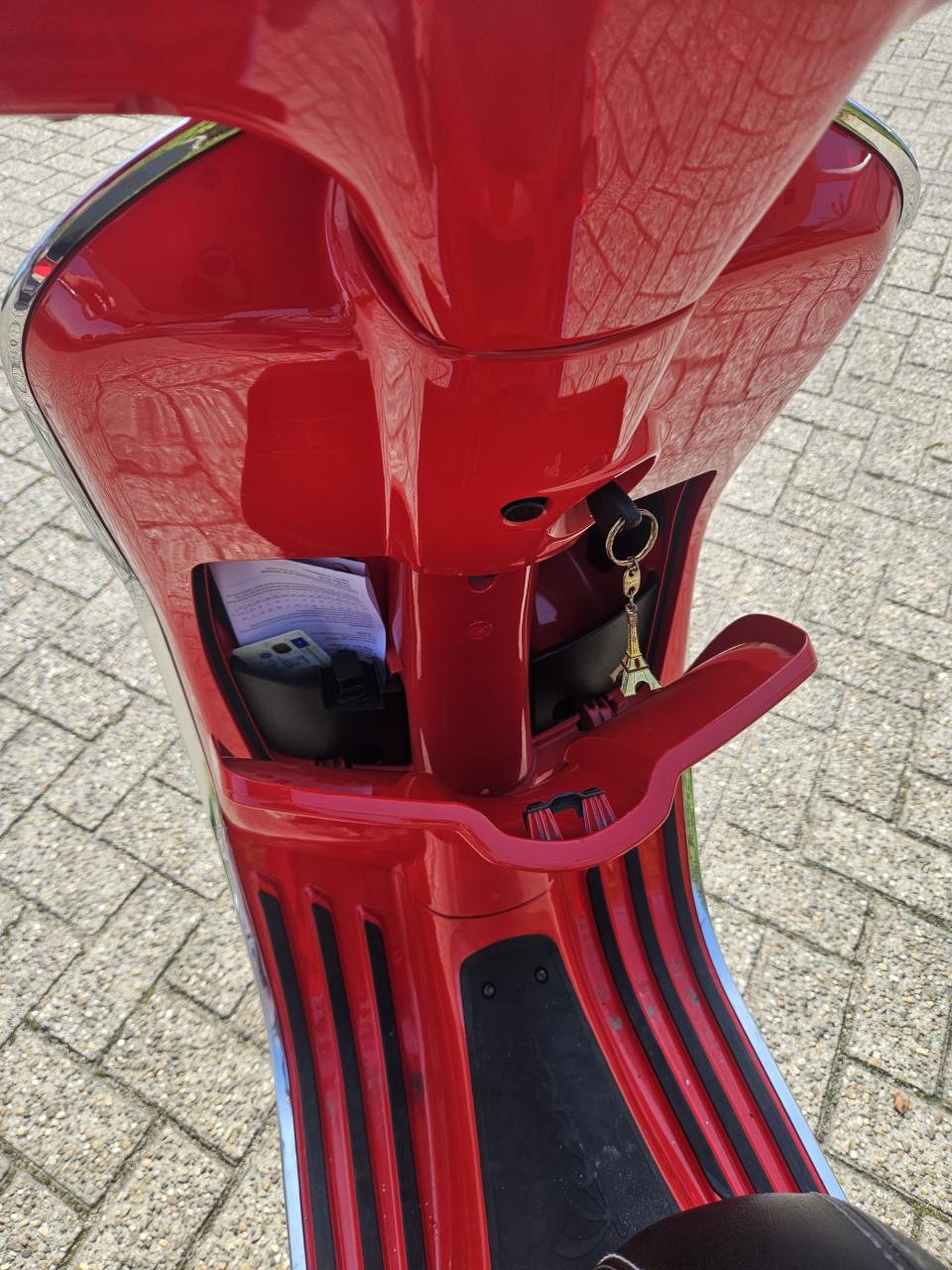 Te koop vespa sprint 2019