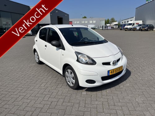 Toyota Aygo 1.0-12v cool 50 dkm