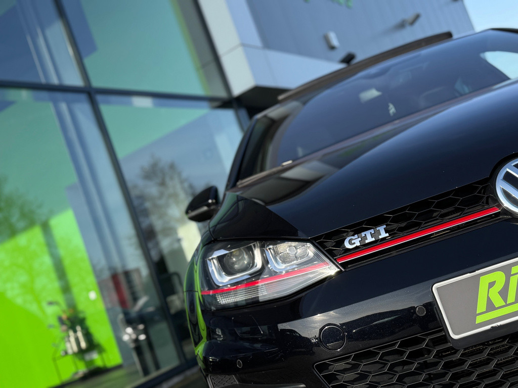 Volkswagen Golf 2.0 tsi gti * panoramadak * leer * navigatie * camera