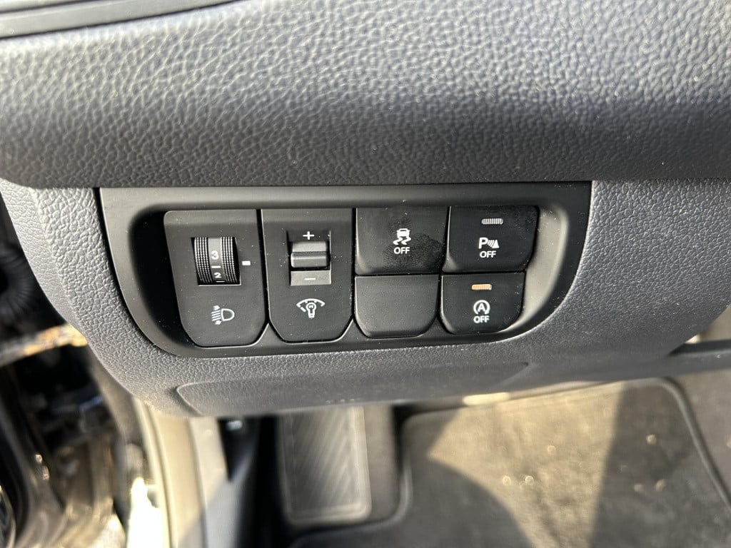 Kia Rio 1.2 cvvt world cup edition