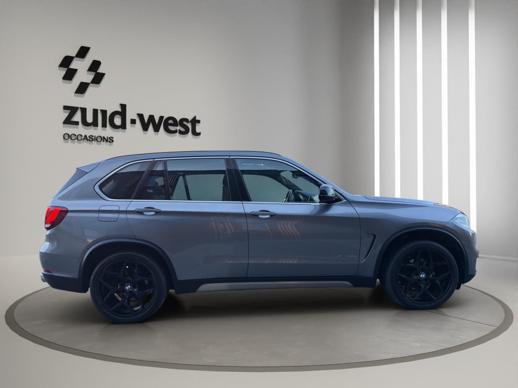 BMW X5 xdrive30d high executive 7p. pano h-up 360 memory