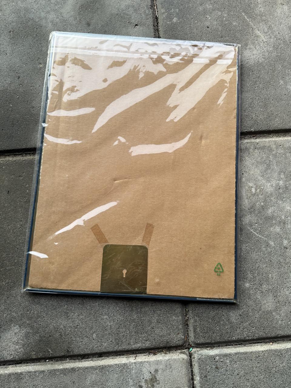 Mercedes benz metalen plaat.