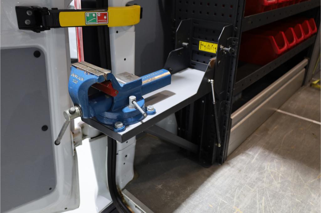 Ford Transit Custom 300 2.0 tdci l2h1 limited 2x schuifd. i inrichting i  c