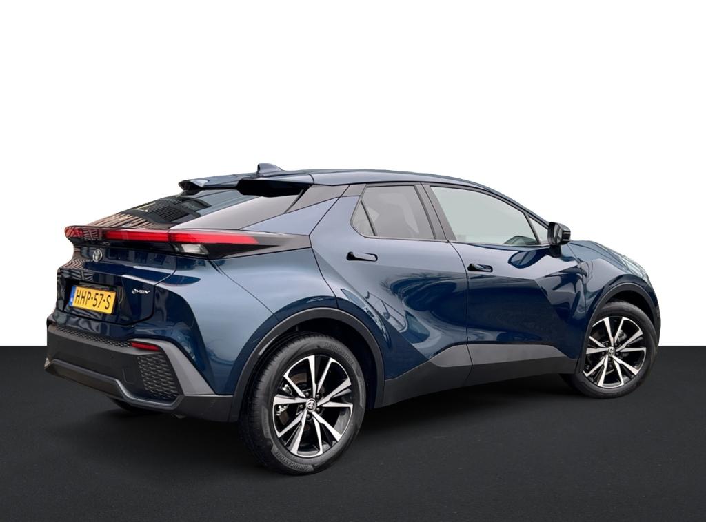 Toyota C-hr 1.8 hybrid 140 dyn