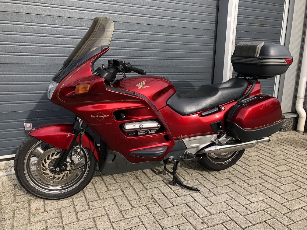 Inruilkoopje: Nette Honda ST1100 Pan Eur. uit '93, RVS uitlaatdempers €1495
