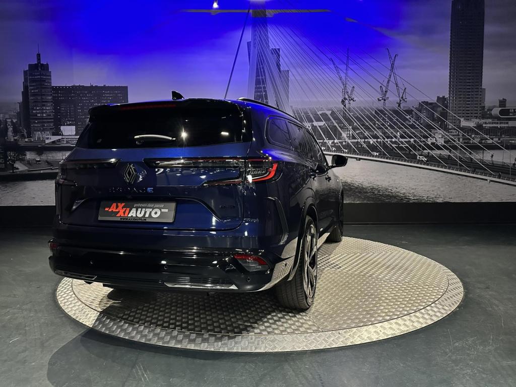 Renault Espace e-tech full hybrid 200 esprit alpine 7p.