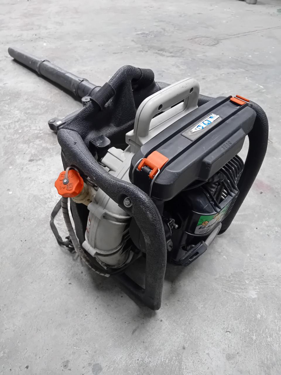 Echo PB6000 rugbladblazer.