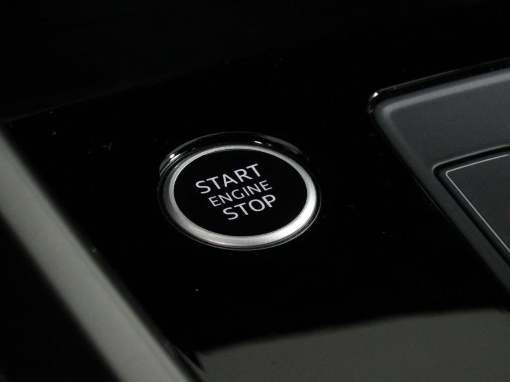 Audi A3 35 tfsi 150pk s tronic s line edition