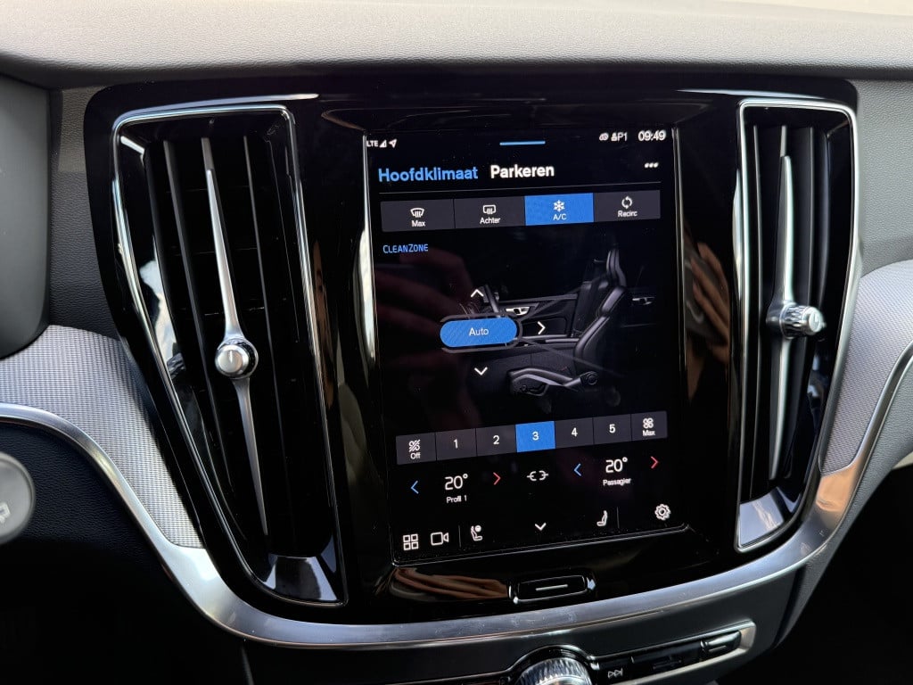 Volvo V60 v60 t6 awd plus dark