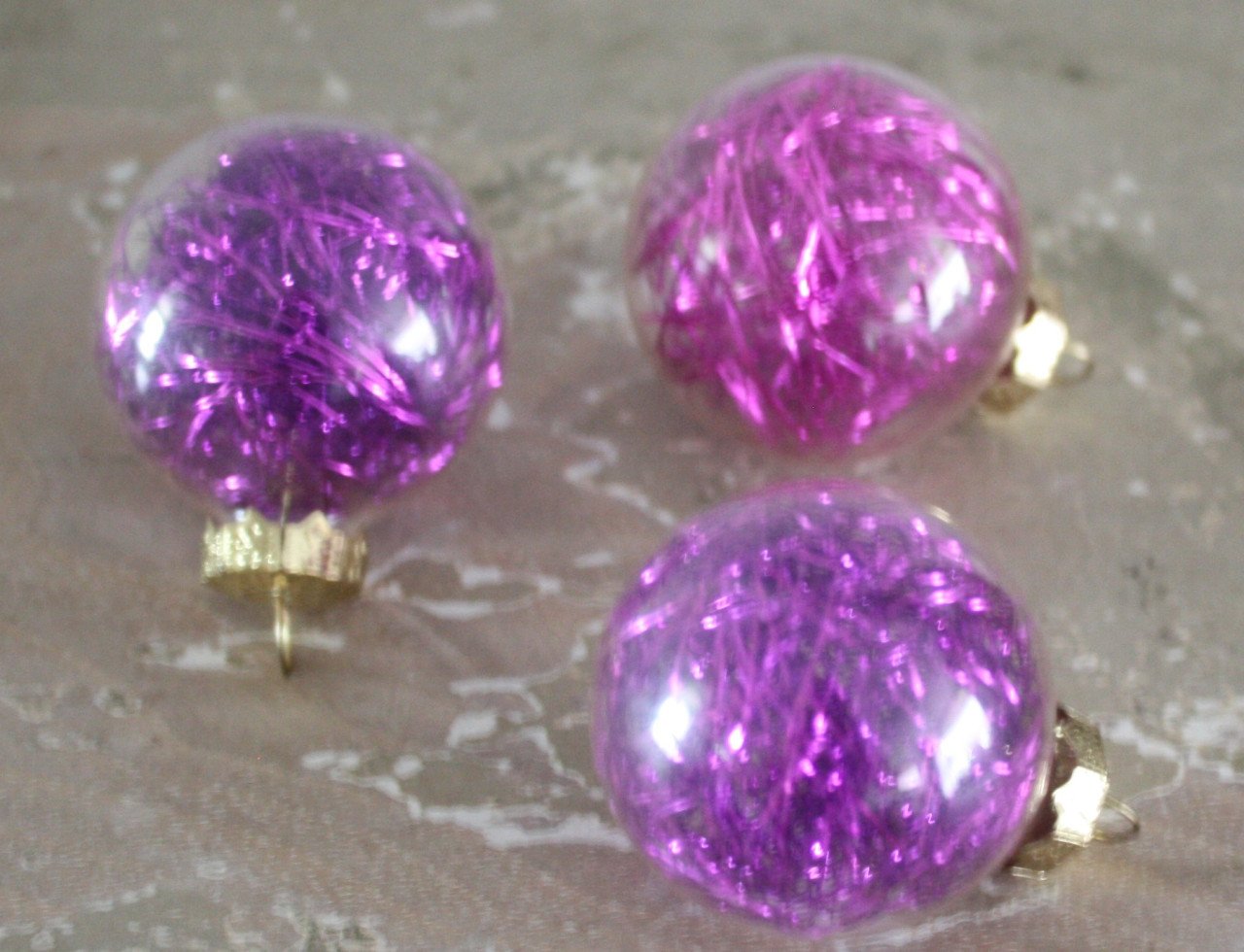 Set van 3 paarse kerstballen