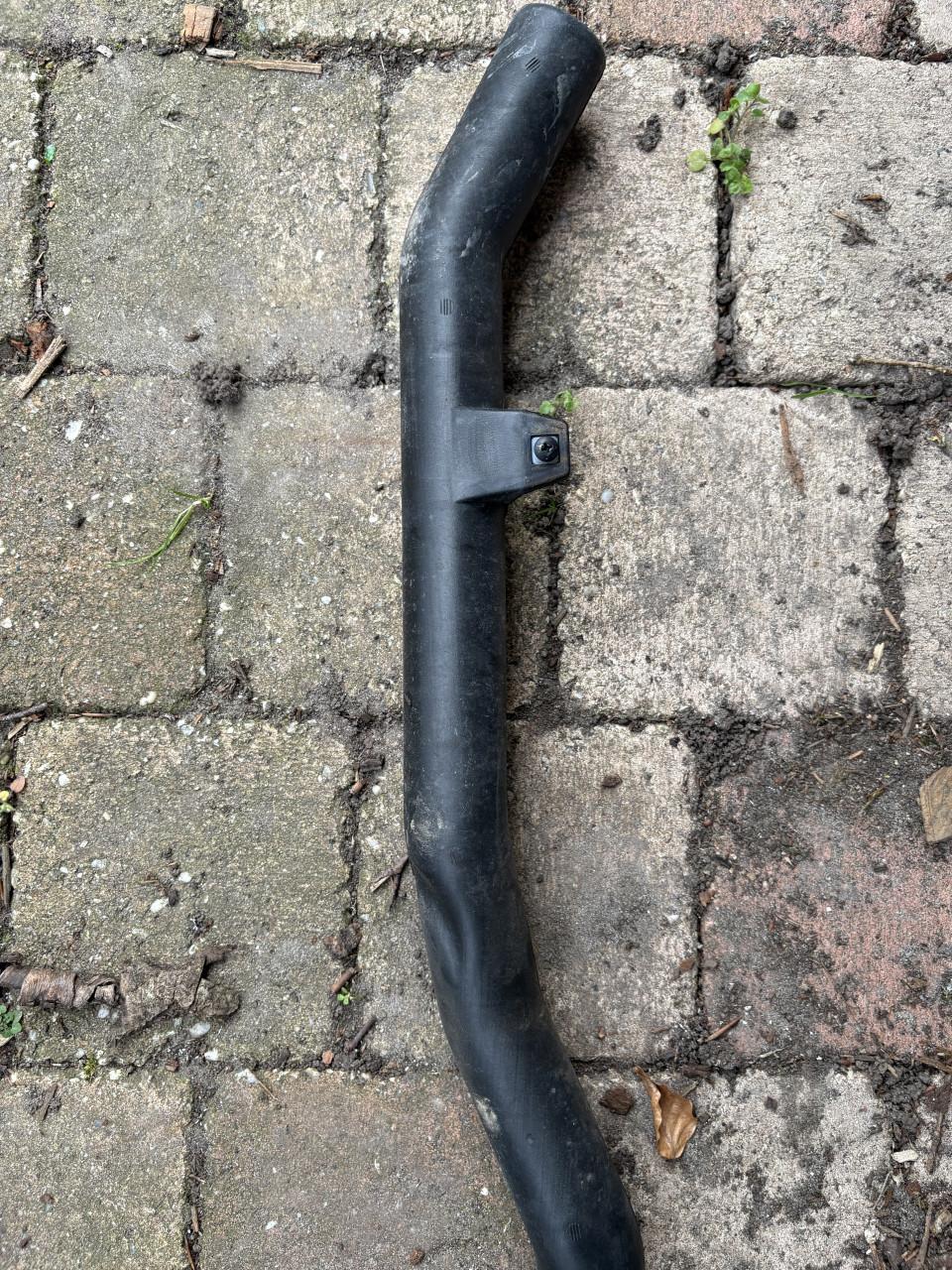 Piaggio Zip 4takt koelpijp