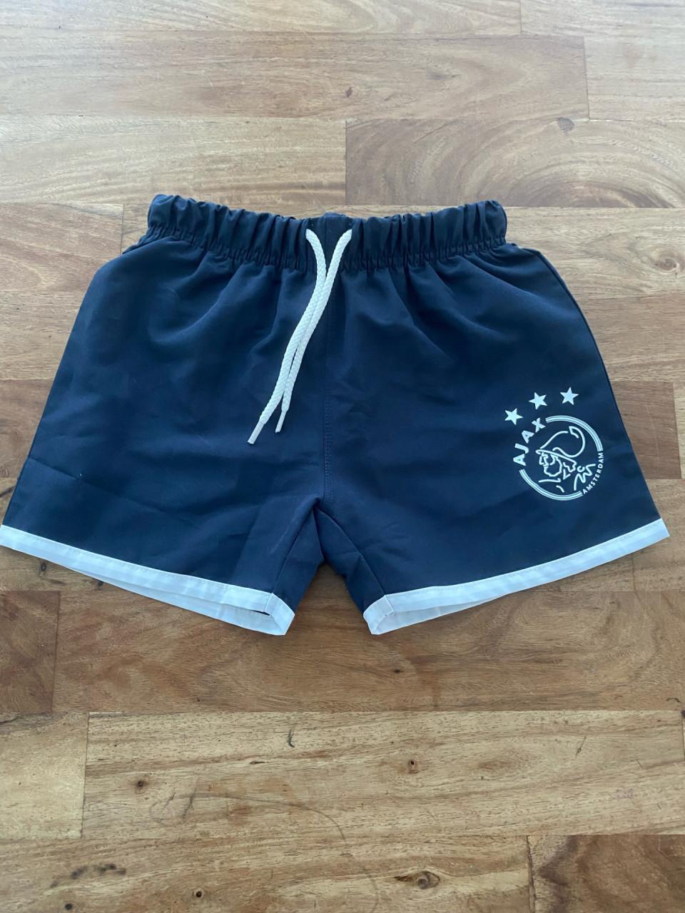 Zwembroek van Ajax maat 110-116.