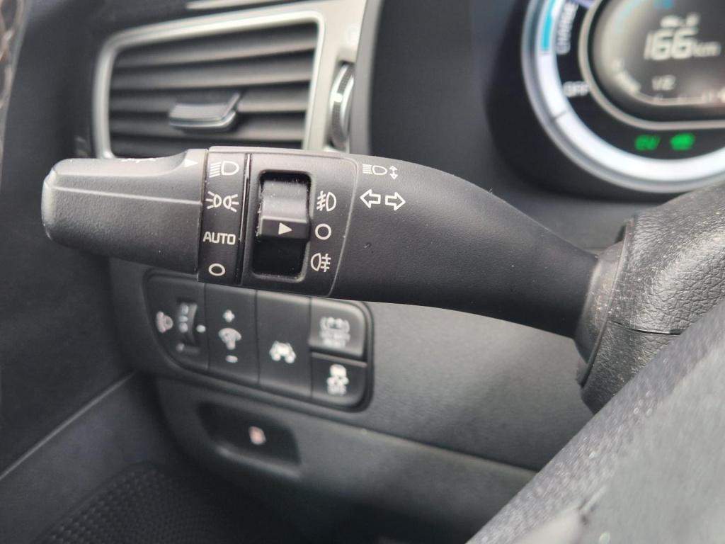 Kia Niro 1.6 gdi hybrid executiveline | 1e eigenaar | automaat | trekhaak |