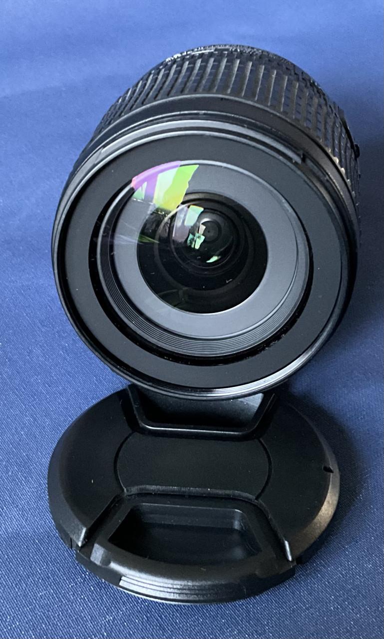 Nikon 18-105 vr DX lens