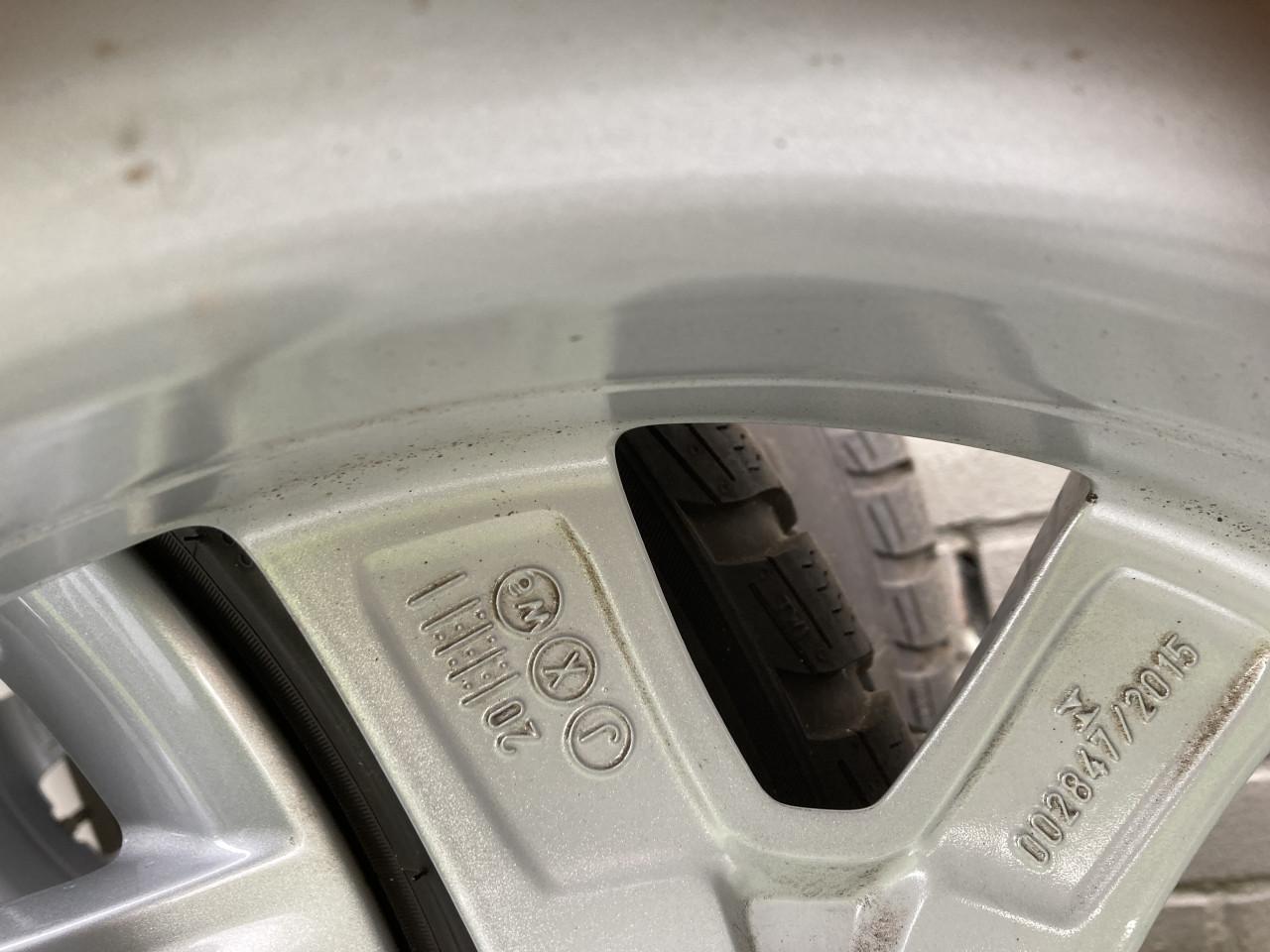 4 Winterbanden met velgen 205/60/R17 BMW X1