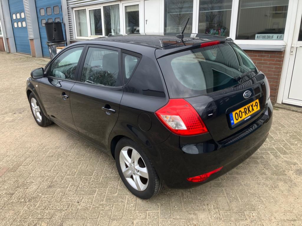 Kia Cee'd 1.4 cvvt seven