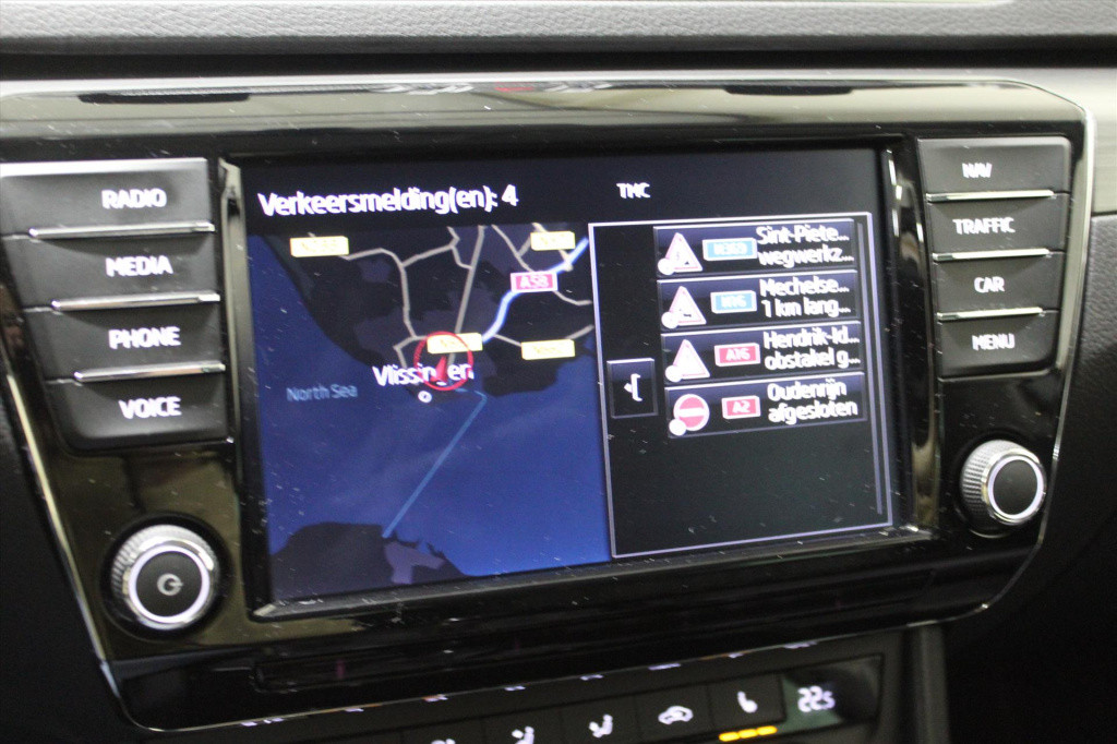 Skoda Superb combi style 1.4 tsi act