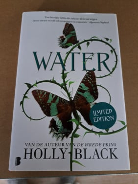 Water holly black limited edition