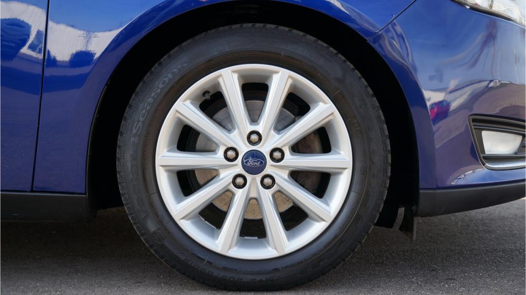 Ford Focus 1.0 titanium rijklaar incl garantie