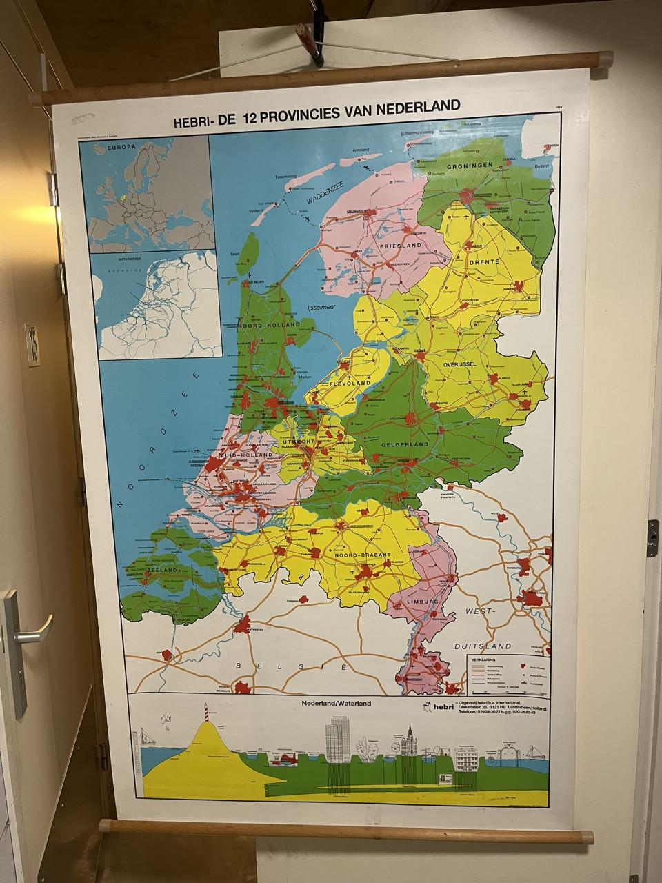 Schoolkaart Hebri de 12 Provincies v Nederland