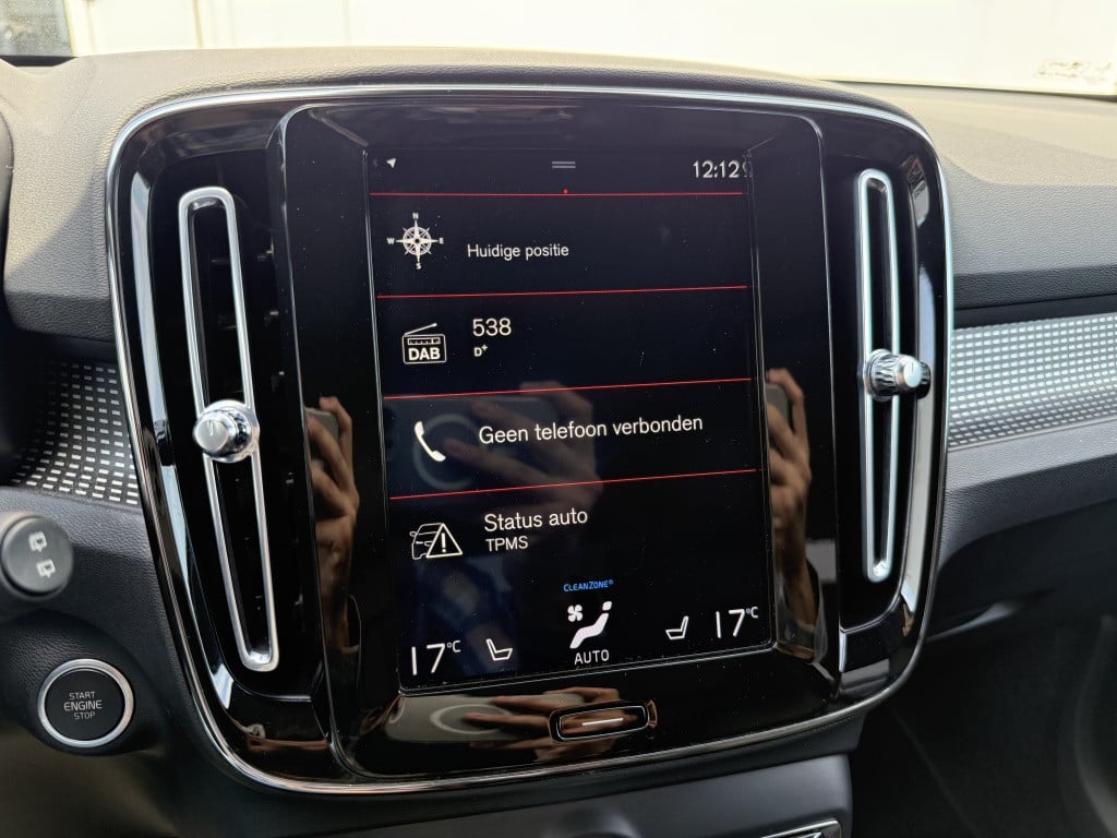 Volvo XC40 t5 262pk recharge r-design | panodak| adap.cruise| 360camera| el