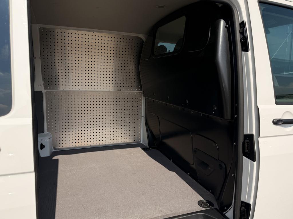 Volkswagen Transporter 2.0 tdi l2h1 28 comfortline t6 | 150pk | 6bak | navi
