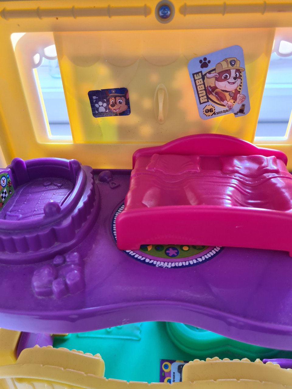 Fischer Price Little People huis met 6 geluiden.
