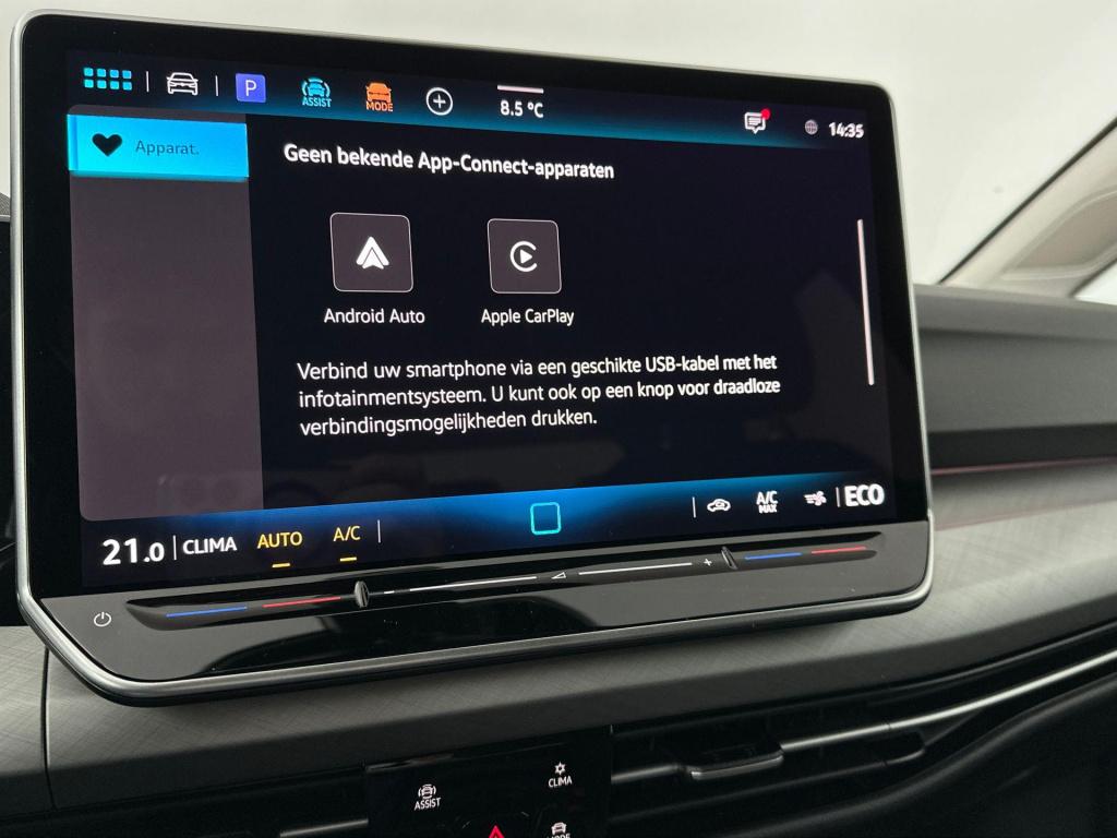 Volkswagen Golf life edition 204 pk plug in hybride