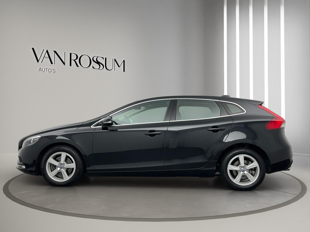 Volvo V40 1.6 t3 momentum clima cruise 107262km