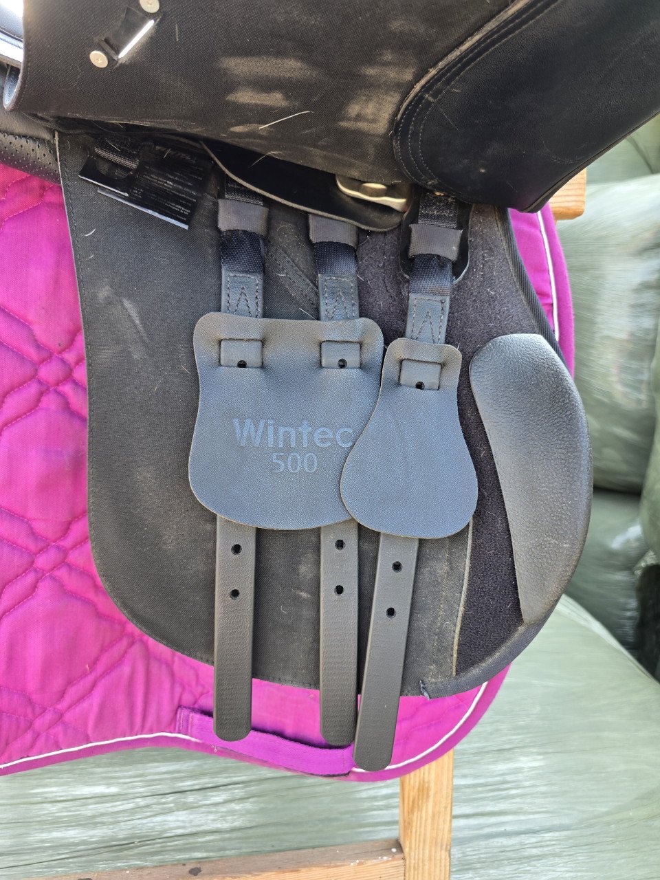 Zwart Wintec veelzijdigheidszadel, 17,5 "