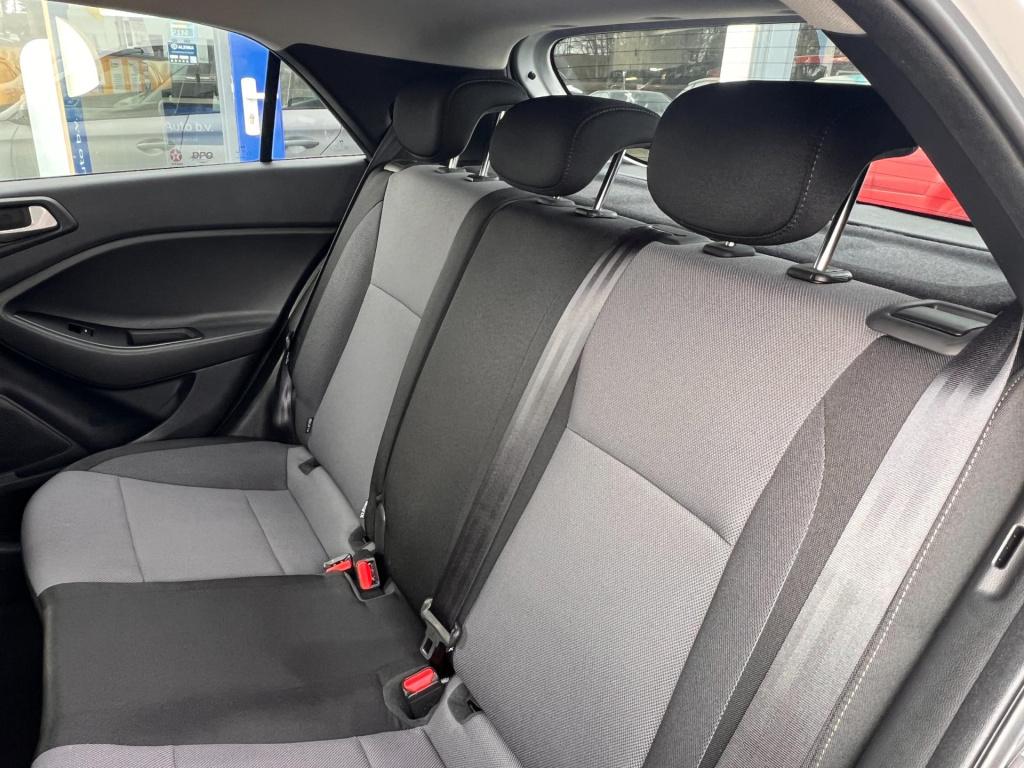 Hyundai I 20 1.0 t-gdi comfort, camera, navigatie, trekhaak enz...