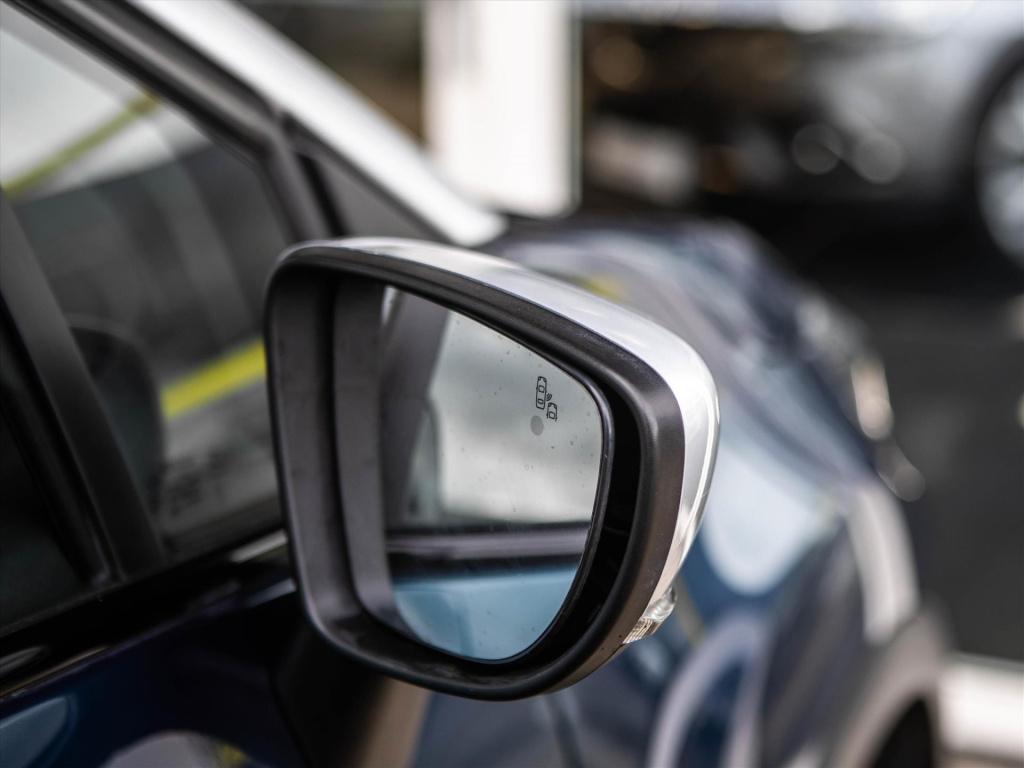 Renault Captur tce 90pk intens | trekhaak | navigatie | park. sensoren | cr