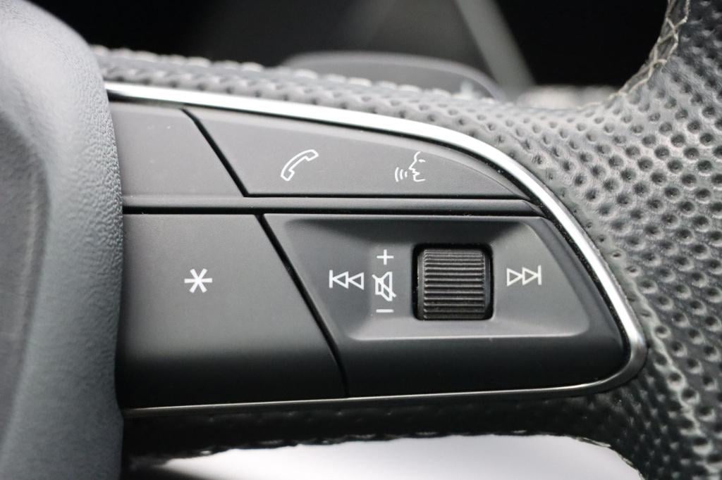 Audi A3 limousine 35 tfsi s edition 150pk s tronic