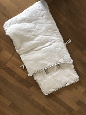 Voetenzak voor maxi cosi .