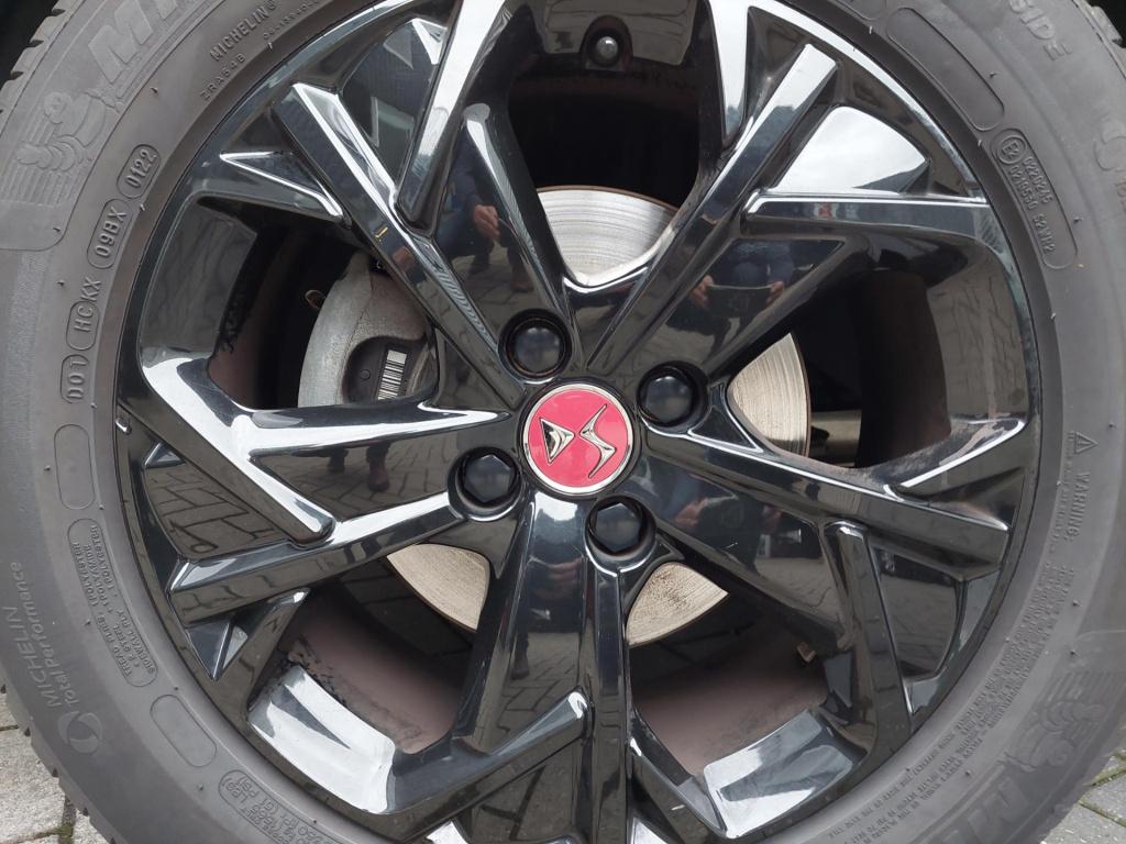 Ds Ds 3 crossback 100 performance line navi/cam/keyless