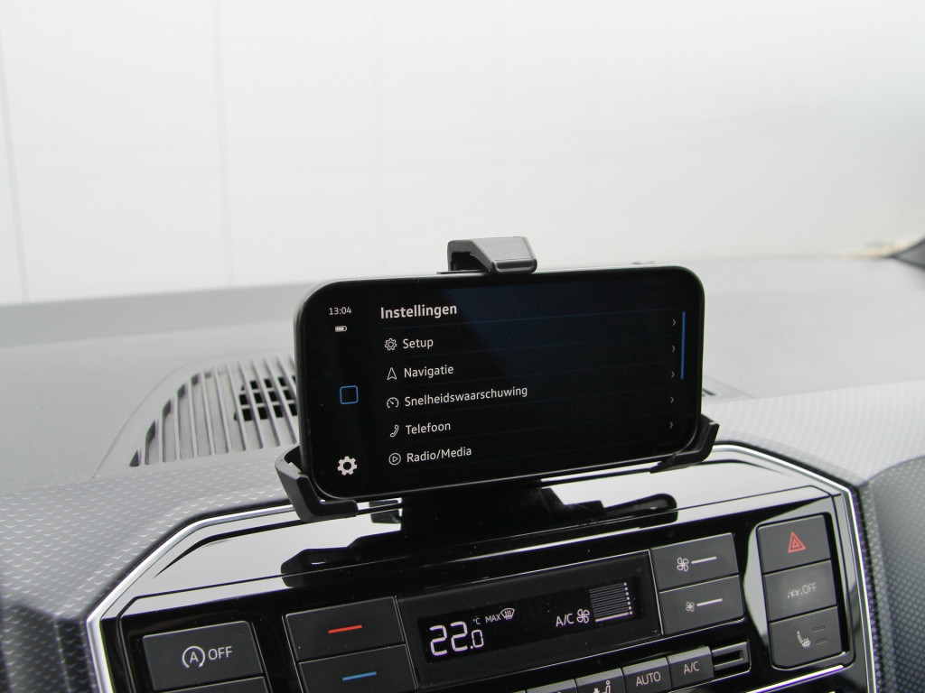 Volkswagen UP! active 5drs. clima | cruise | camera | vol!
