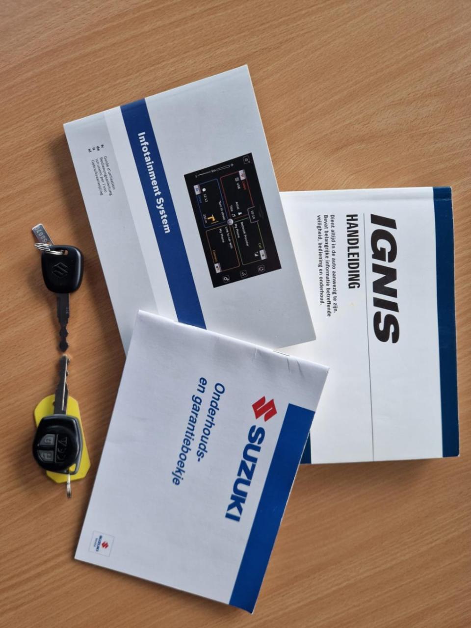 Suzuki Ignis 1.2 select | automaat | camera | navigatie | airco | stoelverw