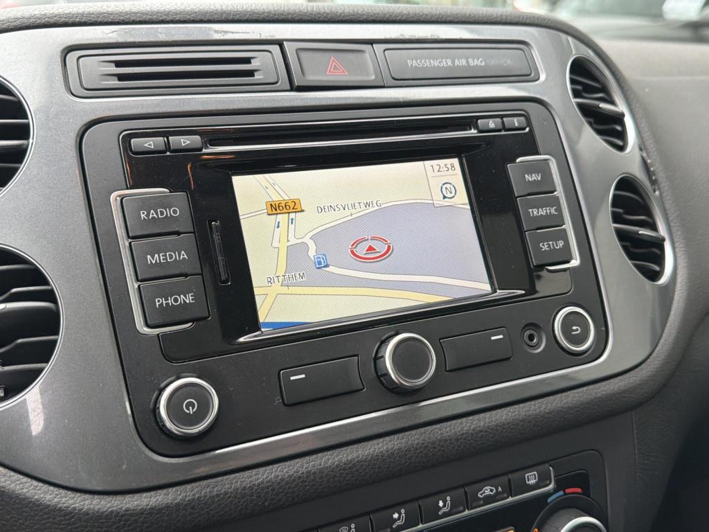 Volkswagen Tiguan 1.4 tsi sport&style | panodak | trekhaak | navi