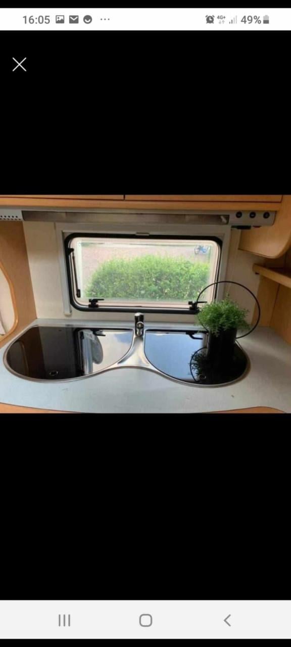 Caravan hobby 460