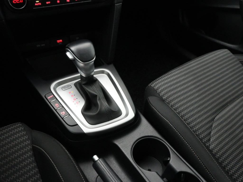 Kia Xceed 1.5 t-gdi mhev dynamicline limited | navigatie | achteruitrijcame