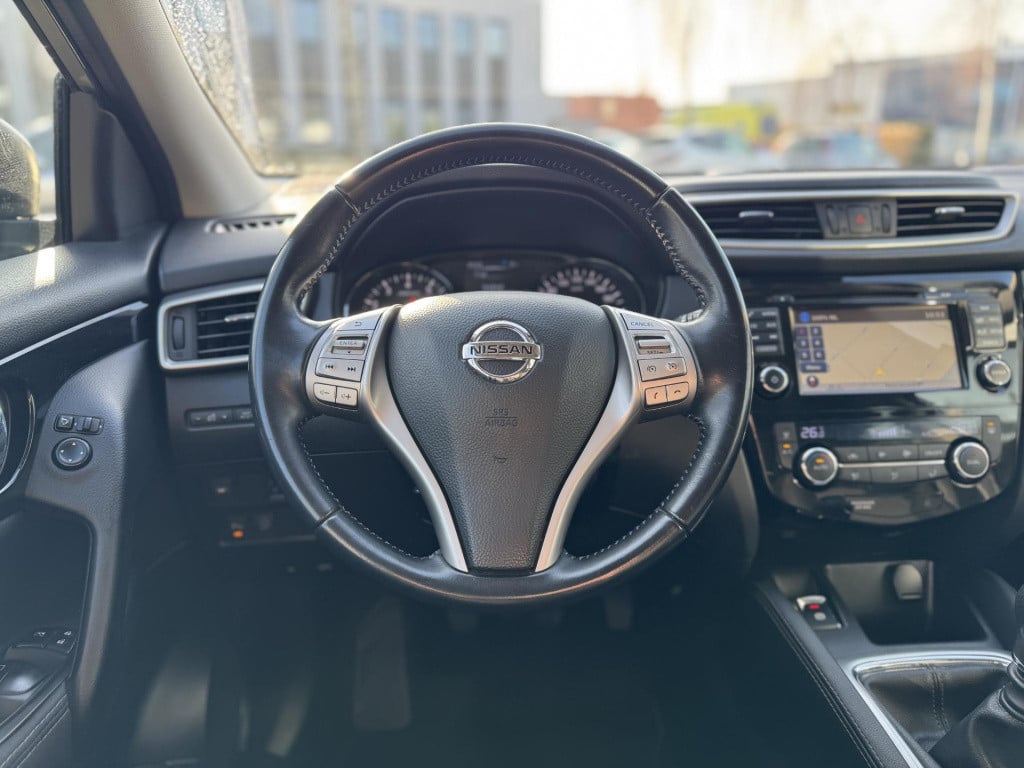 Nissan Qashqai 1.2 n-connecta design pack | trekhaak | panoramadak | naviga