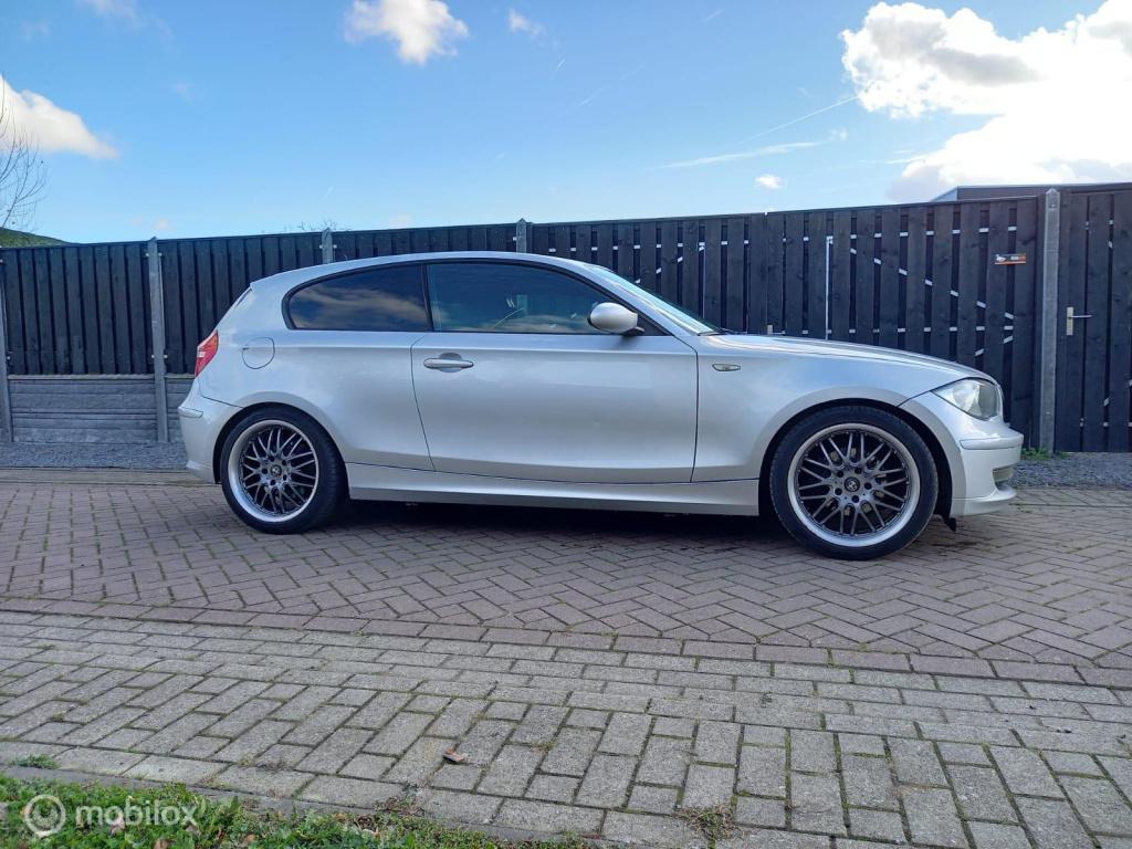 BMW 1 Serie 118i business line