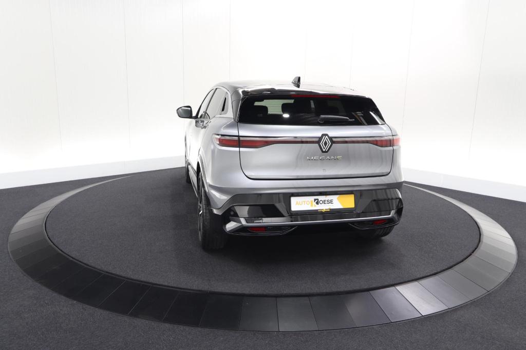 Renault Megane E-tech ev40 boost charge techno | 1 fase | soh 95,5% | camer