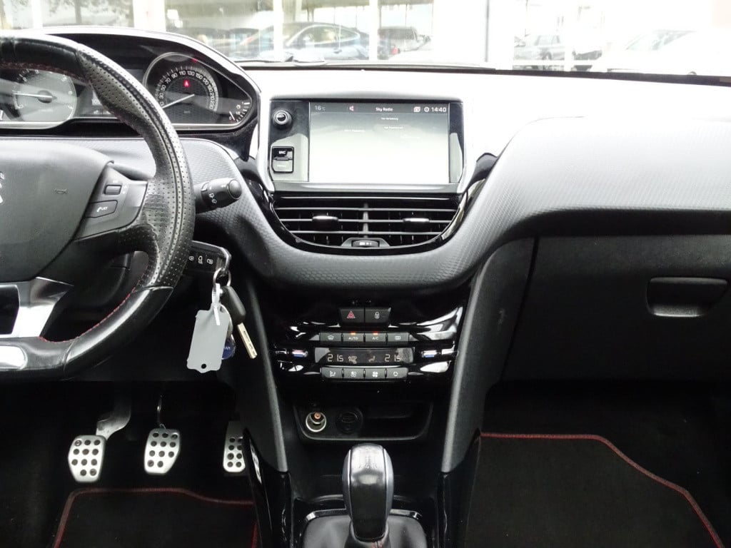 Peugeot 2008 1.2 puretech gt-line