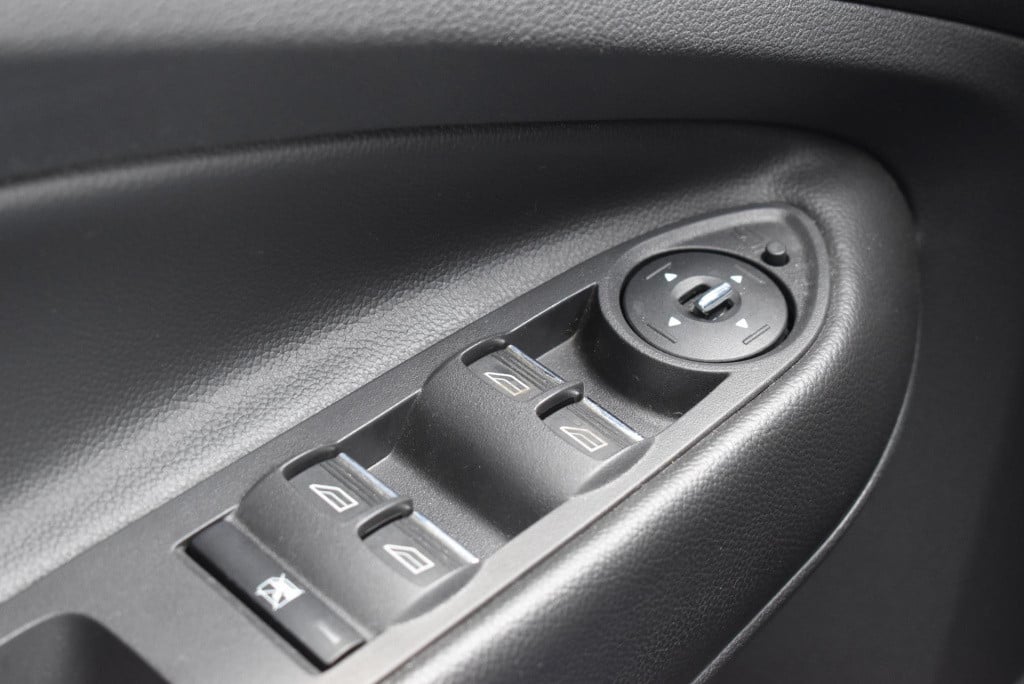 Ford Kuga 1.6 titanium 4wd | automaat | climate control | adaptieve cruise 