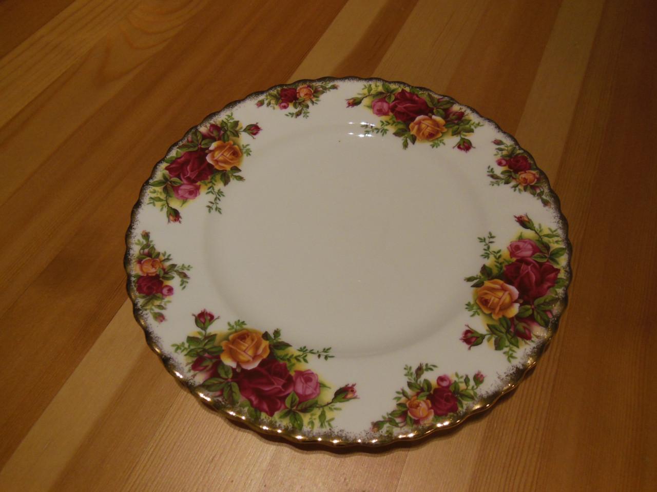 Mooie ontbijtborden Royal Albert