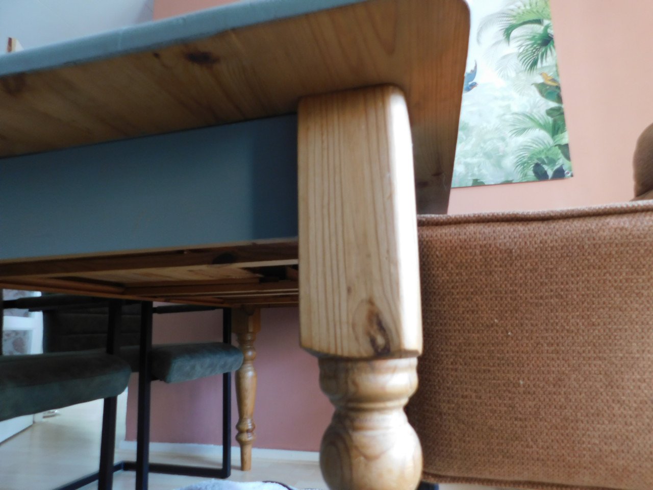 Authentiek landelijk eettafel.